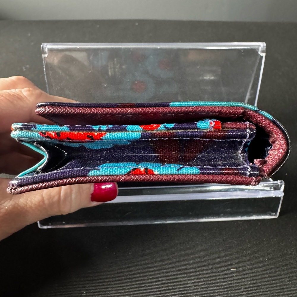Kate Spade Blue and Red Floral key and cardholder Wallet - Picture 4 of 11
